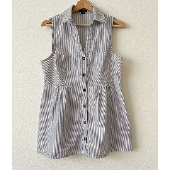 Rhapsody White/ Black Striped Button Down Blouse - Picture 5 of 5